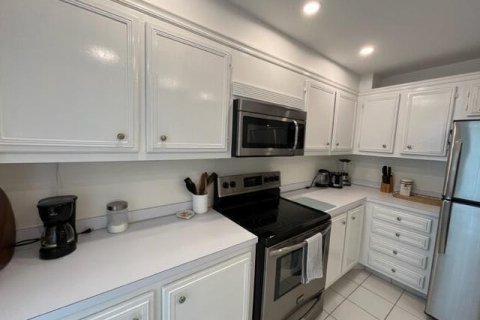 Condo in Riviera Beach, Florida, 2 bedrooms  № 2247090 - photo 17