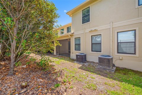 Townhouse in Palm Harbor, Florida 4 bedrooms, 238.76 sq.m. № 1650491 - photo 14
