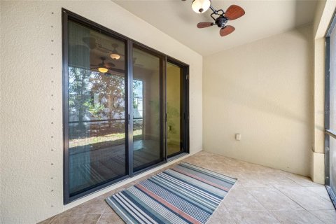 Townhouse in Palm Harbor, Florida 4 bedrooms, 238.76 sq.m. № 1650491 - photo 15
