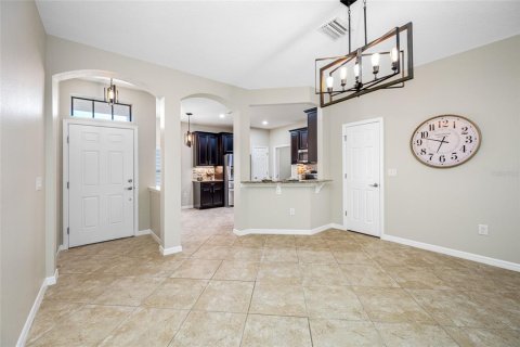 Townhouse in Palm Harbor, Florida 4 bedrooms, 238.76 sq.m. № 1650491 - photo 18