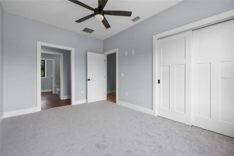 House in Newberry, Florida 4 bedrooms, 251.77 sq.m. № 1379521 - photo 30