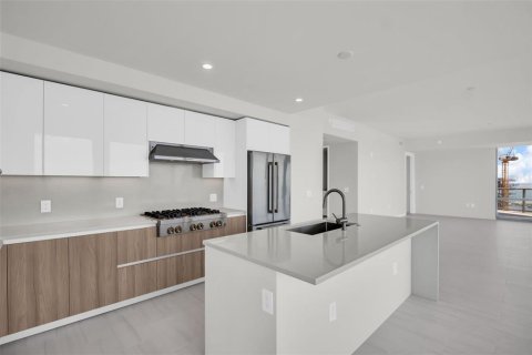 Condominio en venta en Saint Petersburg, Florida, 3 dormitorios, 246.93 m2 № 2229628 - foto 4