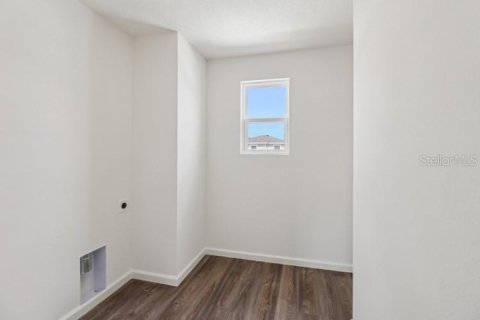 House in Avon Park, Florida 4 bedrooms, 180.32 sq.m. № 2137254 - photo 7