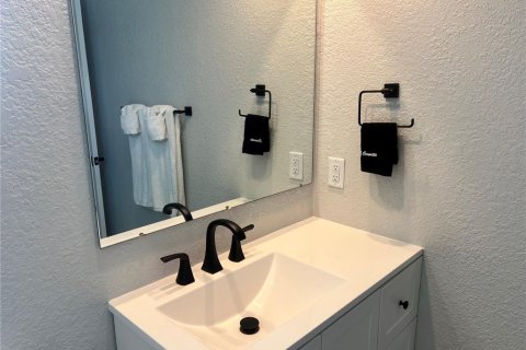 Villa ou maison à louer à Sarasota, Floride: 1 chambre, 67.63 m2 № 2125770 - photo 8