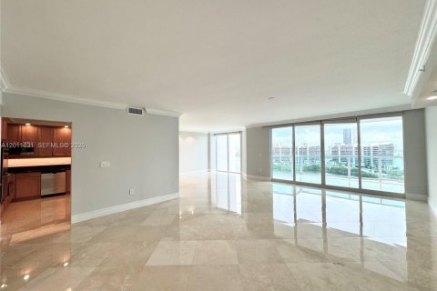 Copropriété à louer à Aventura, Floride: 2 chambres, 275.92 m2 № 2075301 - photo 4