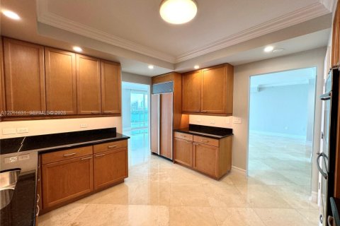Copropriété à louer à Aventura, Floride: 2 chambres, 275.92 m2 № 2075301 - photo 8