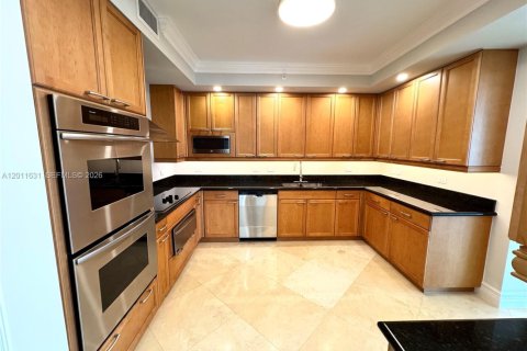 Copropriété à louer à Aventura, Floride: 2 chambres, 275.92 m2 № 2075301 - photo 6