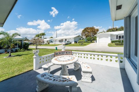 Villa ou maison à vendre à Boynton Beach, Floride: 2 chambres, 146.97 m2 № 2421276 - photo 23