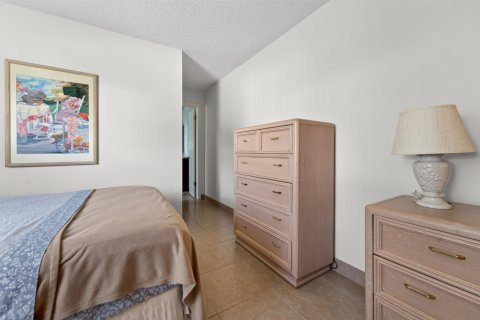 Villa ou maison à vendre à Boynton Beach, Floride: 2 chambres, 146.97 m2 № 2421276 - photo 14