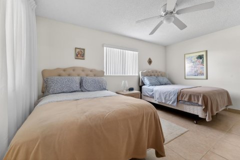 Villa ou maison à vendre à Boynton Beach, Floride: 2 chambres, 146.97 m2 № 2421276 - photo 13