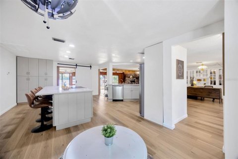 Casa en venta en Brandon, Florida, 3 dormitorios, 216.18 m2 № 1743322 - foto 13