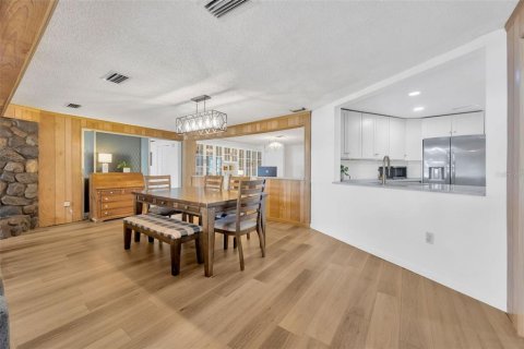 Casa en venta en Brandon, Florida, 3 dormitorios, 216.18 m2 № 1743322 - foto 19