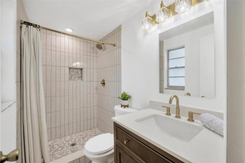 Casa en venta en Brandon, Florida, 3 dormitorios, 216.18 m2 № 1743322 - foto 26