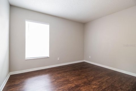 Villa ou maison à louer à Tavares, Floride: 4 chambres, 179.21 m2 № 1883572 - photo 11