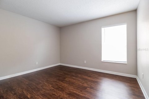 Villa ou maison à louer à Tavares, Floride: 4 chambres, 179.21 m2 № 1883572 - photo 10