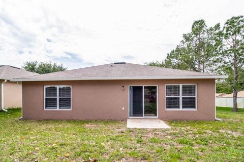 Villa ou maison à louer à Tavares, Floride: 4 chambres, 179.21 m2 № 1883572 - photo 16