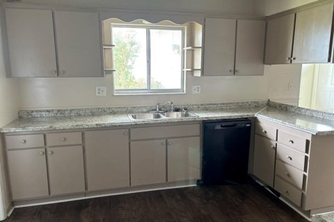 Casa en venta en Sun City Center, Florida, 2 dormitorios, 112.13 m2 № 1910978 - foto 10