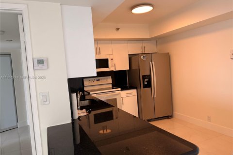 Condominio en alquiler en Aventura, Florida, 2 dormitorios, 109.72 m2 № 2022130 - foto 3