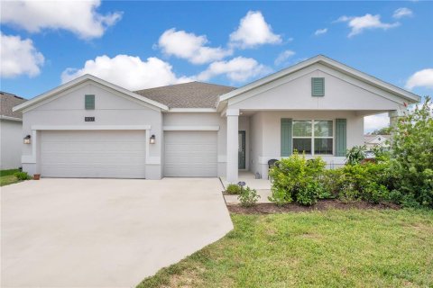 Villa ou maison à vendre à Groveland, Floride: 4 chambres, 223.71 m2 № 1908763 - photo 1