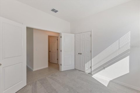 Casa en venta en Fruitland Park, Florida, 3 dormitorios, 139.45 m2 № 1767089 - foto 12