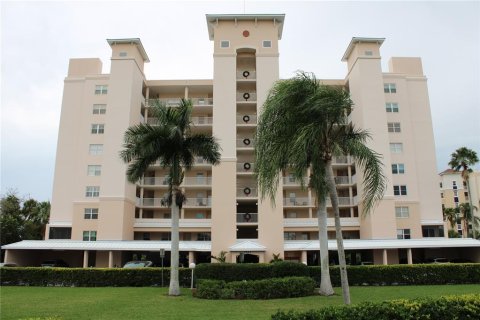 Condominio en alquiler en Palmetto, Florida, 2 dormitorios, 106.65 m2 № 1520075 - foto 2
