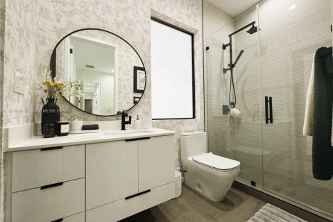 House in Miami, Florida 4 bedrooms, 270.81 sq.m. № 1766488 - photo 21