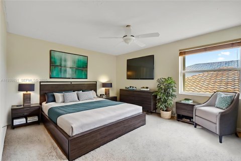 Купить виллу или дом в Пемброк-Пайнс, Флорида 4 спальни, 310.94м2, № 1991532 - фото 21