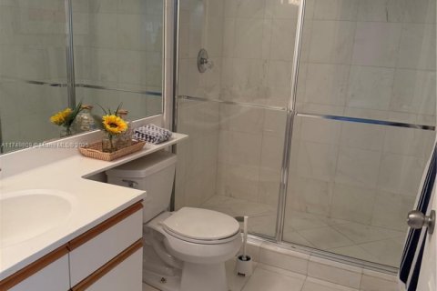 Condo in Aventura, Florida, 2 bedrooms  № 1715058 - photo 20
