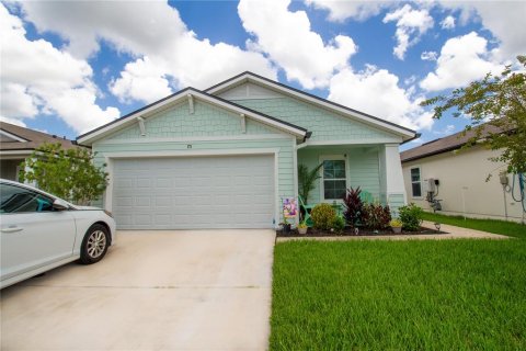 House in Bunnell, Florida 4 bedrooms, 165.64 sq.m. № 1843419 - photo 2