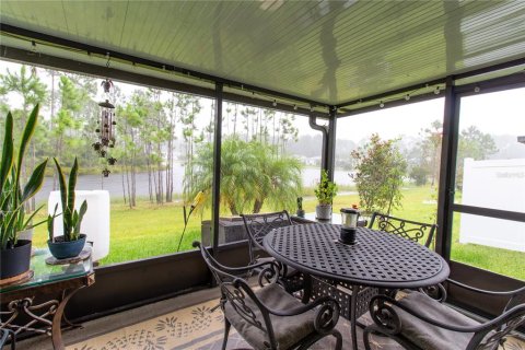 House in Bunnell, Florida 4 bedrooms, 165.64 sq.m. № 1843419 - photo 4