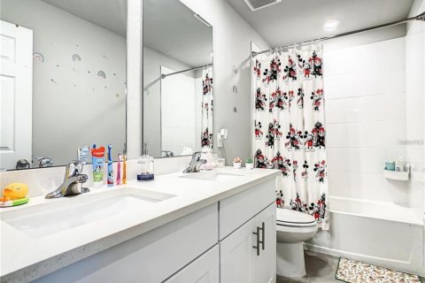 Casa en venta en Winter Haven, Florida, 4 dormitorios, 219.25 m2 № 2123433 - foto 29