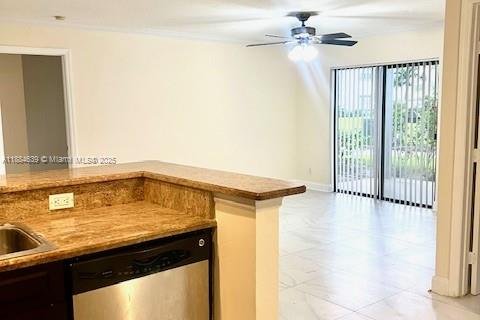 Condominio en venta en Coral Springs, Florida, 2 dormitorios, 103.49 m2 № 2013791 - foto 10