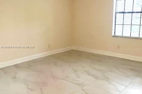 Condominio en venta en Coral Springs, Florida, 2 dormitorios, 103.49 m2 № 2013791 - foto 21