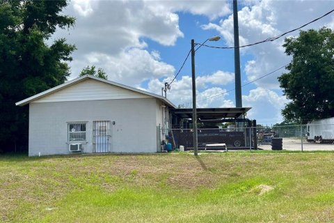 Commercial property in Ocala, Florida 223.15 sq.m. № 1193706 - photo 5