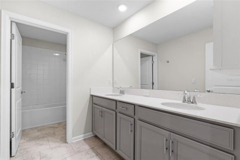 Villa ou maison à vendre à Mount Dora, Floride: 5 chambres, 300.82 m2 № 1835478 - photo 19