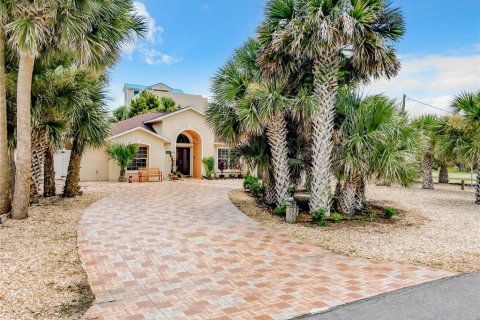Casa en venta en Flagler Beach, Florida, 3 dormitorios, 219.9 m2 № 1835518 - foto 2
