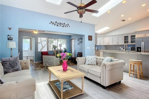 Casa en venta en Flagler Beach, Florida, 3 dormitorios, 219.9 m2 № 1835518 - foto 5