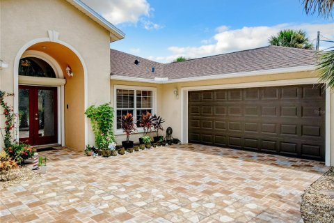 Casa en venta en Flagler Beach, Florida, 3 dormitorios, 219.9 m2 № 1835518 - foto 11