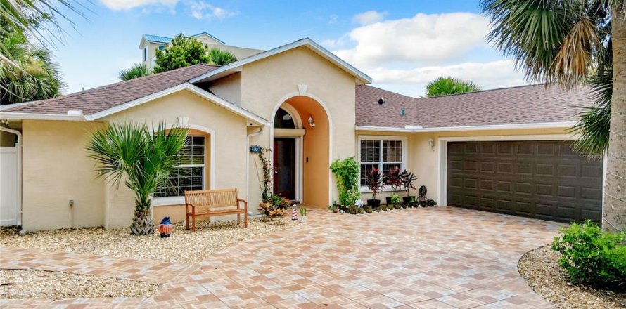 Casa en Flagler Beach, Florida 3 dormitorios, 219.9 m2 № 1835518