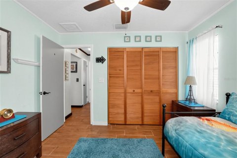 Villa ou maison à vendre à New Port Richey, Floride: 4 chambres, 229.47 m2 № 2406621 - photo 23