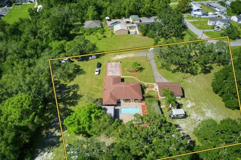Villa ou maison à vendre à New Port Richey, Floride: 4 chambres, 229.47 m2 № 2406621 - photo 29