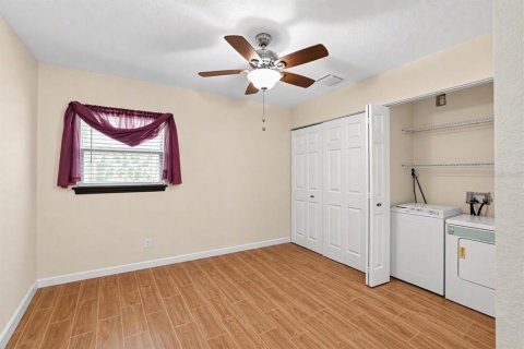 Villa ou maison à vendre à New Port Richey, Floride: 4 chambres, 229.47 m2 № 2406621 - photo 15