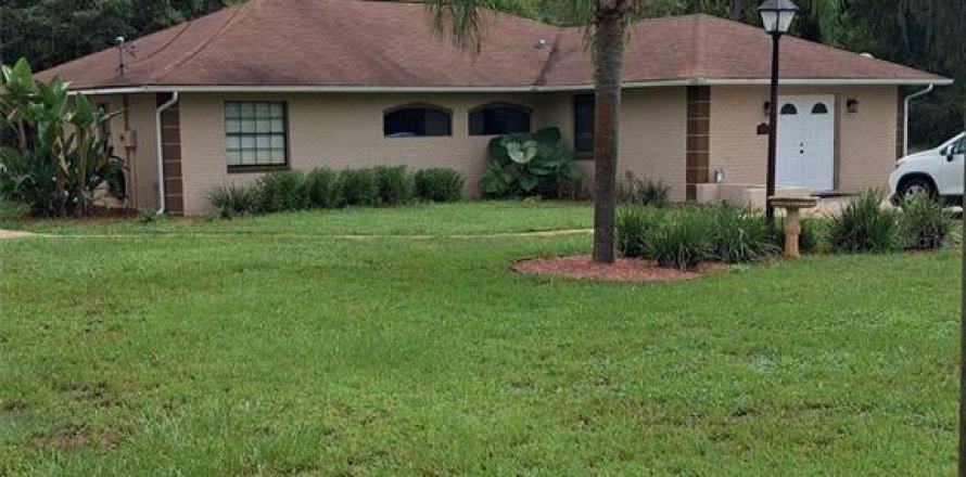 Villa ou maison à New Port Richey, Floride 4 chambres, 229.47 m2 № 2406621