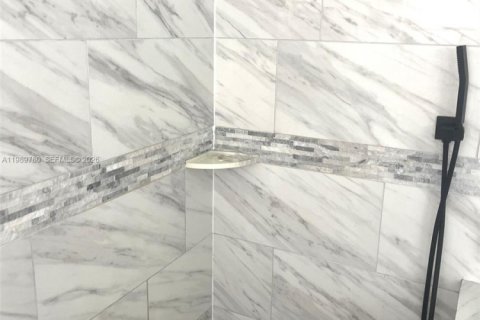 House in Miramar, Florida 4 bedrooms, 193.42 sq.m. № 2064633 - photo 20