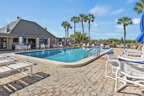 Condo in New Port Richey, Florida, 2 bedrooms № 2218201 - photo 18