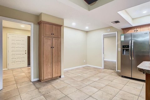 House in Longwood, Florida 4 bedrooms, 201.97 sq.m. № 2108276 - photo 11