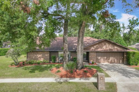 Casa en Longwood, Florida 4 dormitorios, 201.97 m2 № 2108276