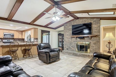 House in Longwood, Florida 4 bedrooms, 201.97 sq.m. № 2108276 - photo 9