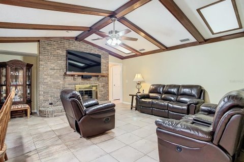 House in Longwood, Florida 4 bedrooms, 201.97 sq.m. № 2108276 - photo 8