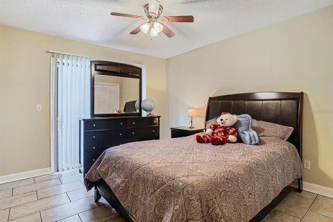House in Longwood, Florida 4 bedrooms, 201.97 sq.m. № 2108276 - photo 19